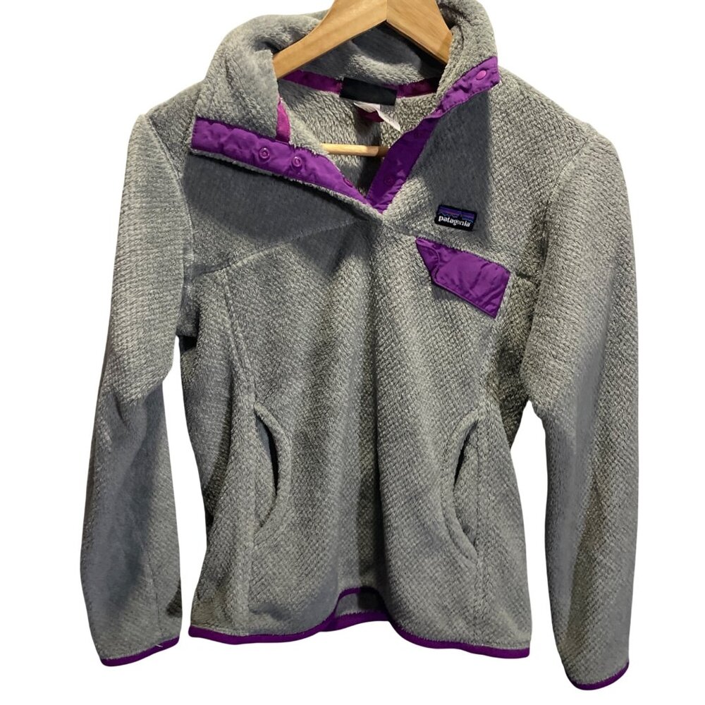 Patagonia Womens Small Gray & Purple Fleece Pullover Snap-T Sweater